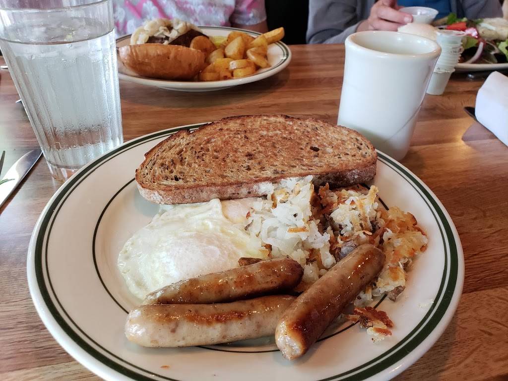 Early Bird Restaurant | restaurant | 101 S Main St, Leland, MI 49654, USA | 2312569656 OR +1 231-256-9656