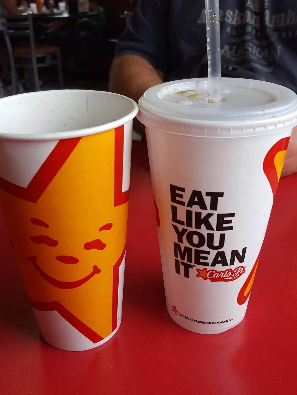 Carls Jr. | restaurant | 40980 California Oaks Rd, Murrieta, CA 92562, USA | 9516778344 OR +1 951-677-8344