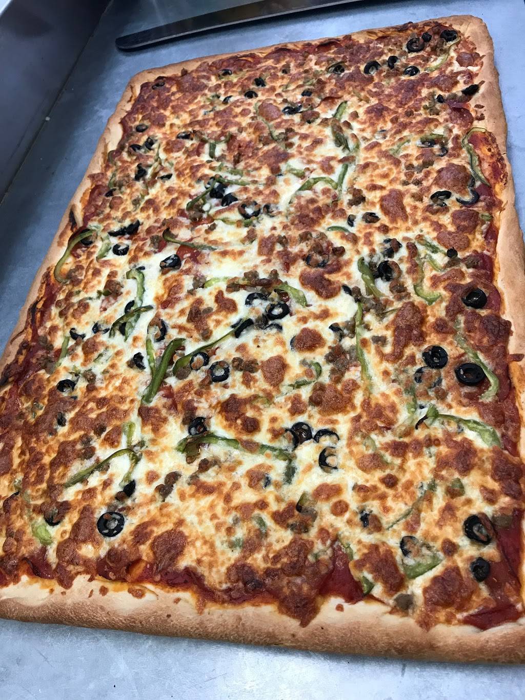 MJs Pizza & Wings | meal takeaway | 1492 Pillette Rd, Windsor, ON N8Y 3B9, Canada | 5199444899 OR +1 519-944-4899