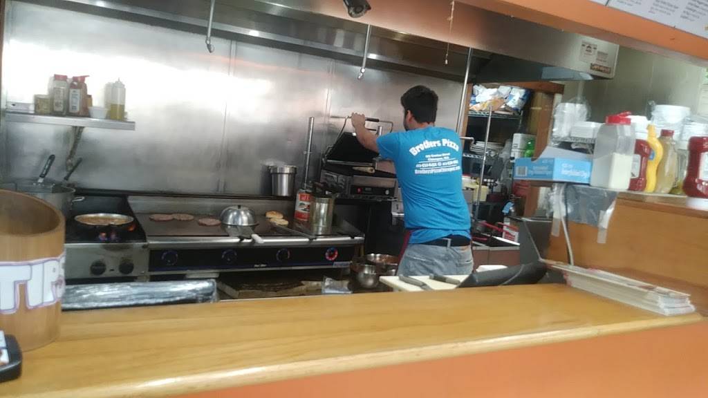 Brothers Pizza | restaurant | 653 Grattan St, Chicopee, MA 01020, USA | 4135328452 OR +1 413-532-8452