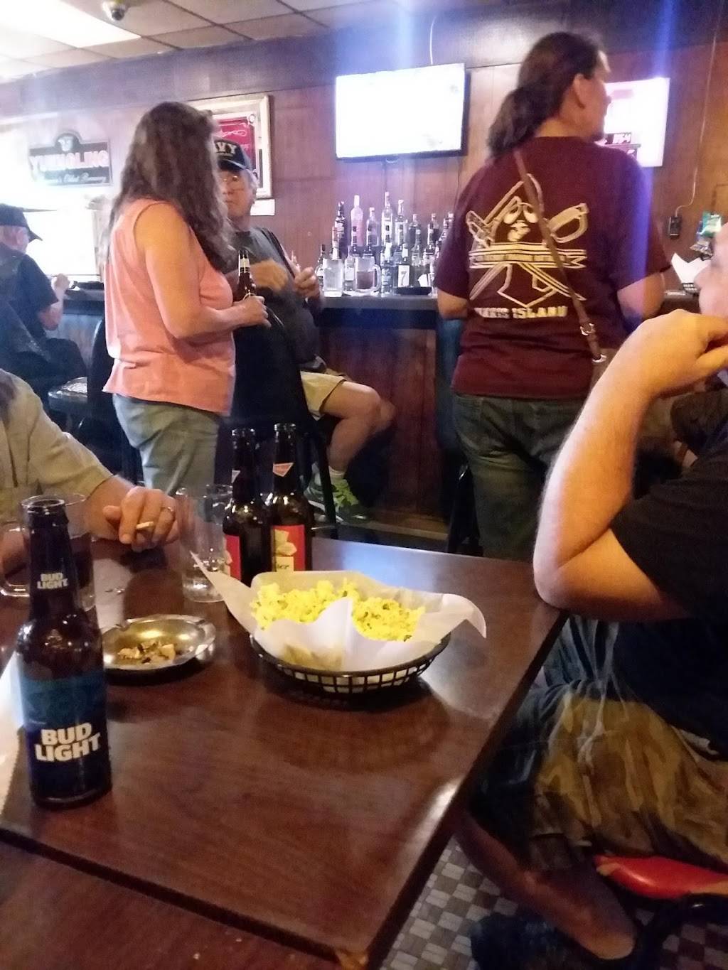 Counts Restaurant | restaurant | 910 Pennsylvania Ave W, Warren, PA 16365, USA | 8147237653 OR +1 814-723-7653