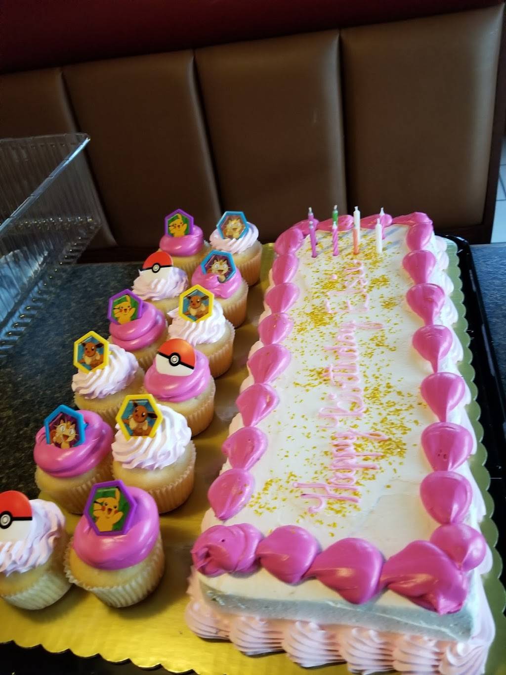 Pizza Hut | restaurant | 711 S Memorial Dr, New Castle, IN 47362, USA | 7655292992 OR +1 765-529-2992