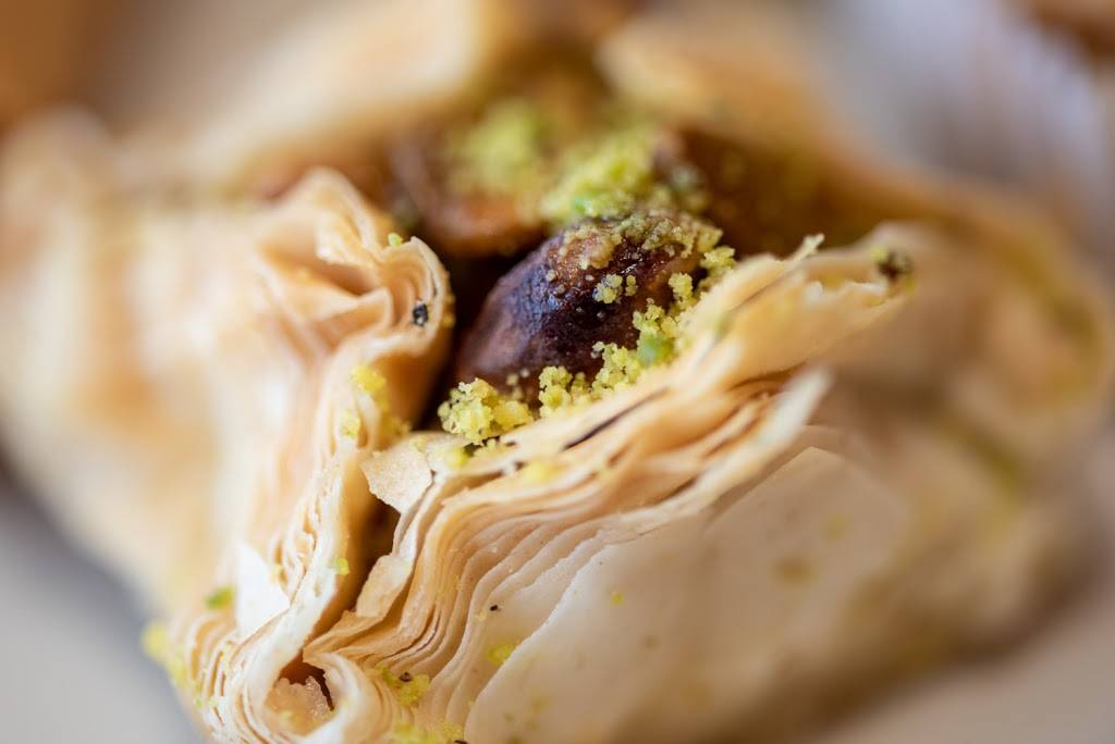 Almaza Grill | restaurant | 9370 Transit Rd, East Amherst, NY 14051, USA | 7162768080 OR +1 716-276-8080