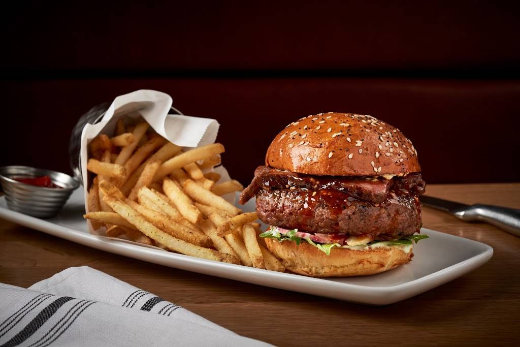 Silver New American Brasserie | restaurant | 3404 Wisconsin Ave, Washington, DC 20016, USA | 2028513199 OR +1 202-851-3199