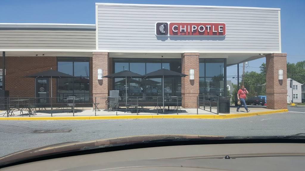 Chipotle Mexican Grill | restaurant | 7711 Harford Rd, Parkville, MD 21234, USA | 4106630167 OR +1 410-663-0167
