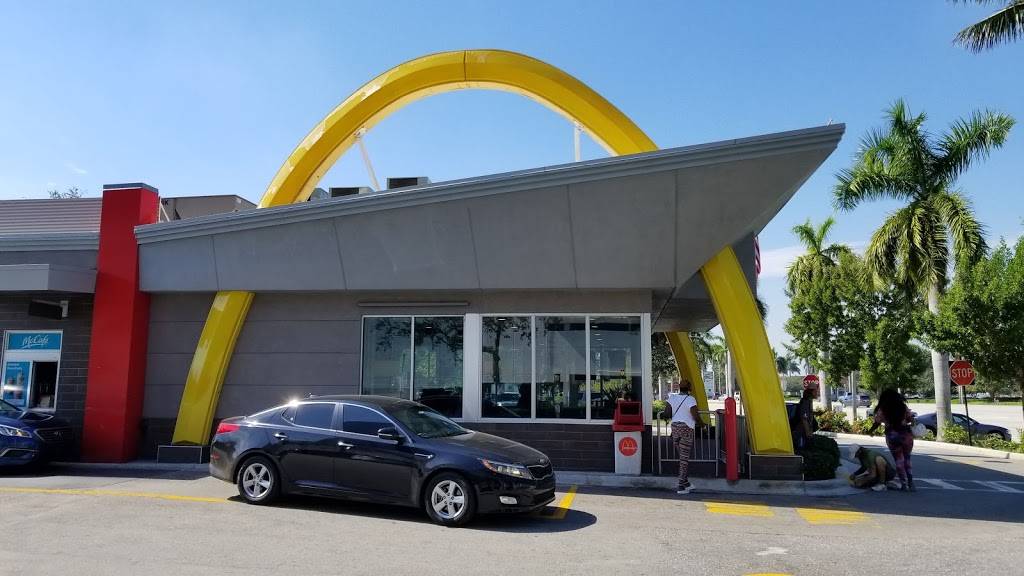 McDonalds | cafe | 1720 Palm Beach Lakes Blvd, West Palm Beach, FL 33401, USA | 5616404280 OR +1 561-640-4280