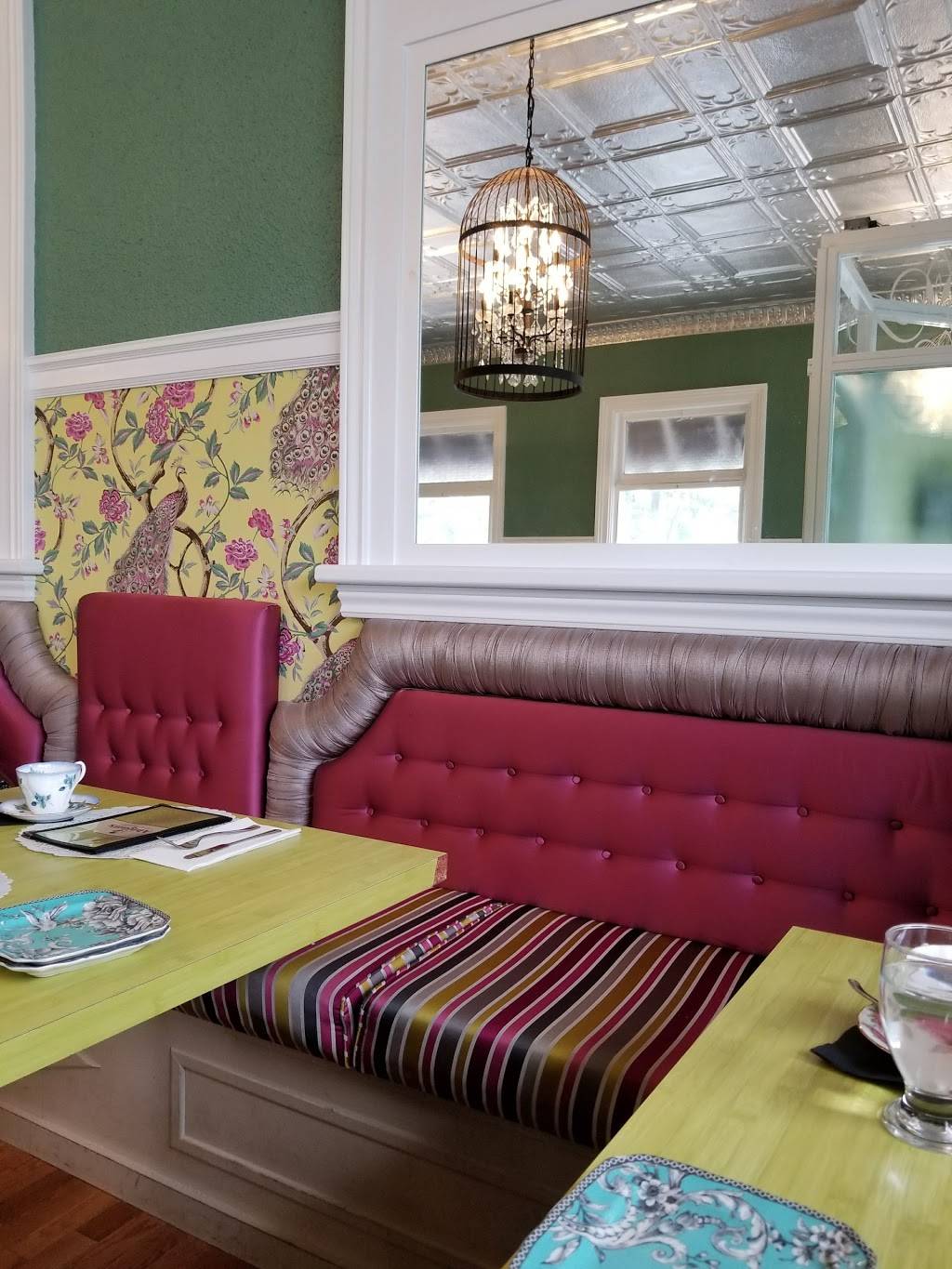 Abigails Tea House | cafe | Abigails Tea House, 2 Main Street, Saint George, ON N0E 1N0, Canada | 5194483999 OR +1 519-448-3999