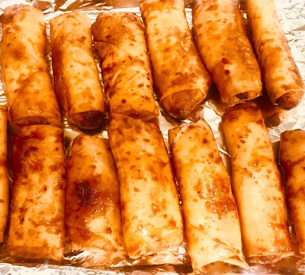 HANG-OUTS | restaurant | 1708 Eglinton Ave W, York, ON M6E 2H5, Canada | 4168439841 OR +1 416-843-9841