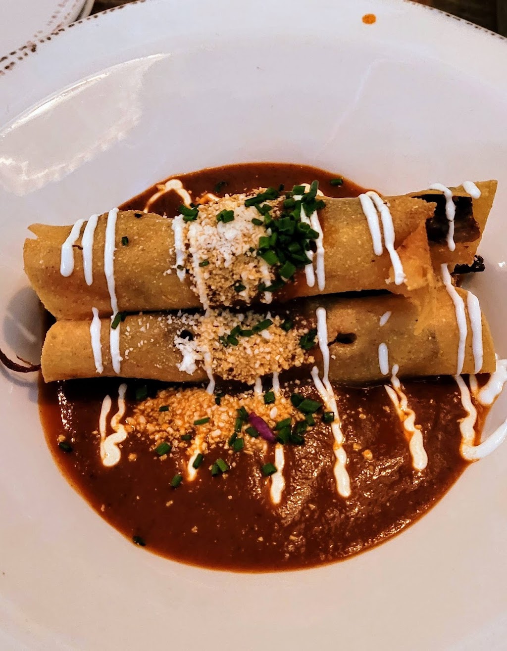 Bakersfield | restaurant | 1213 Vine St, Cincinnati, OH 45202, USA | 5135790446 OR +1 513-579-0446