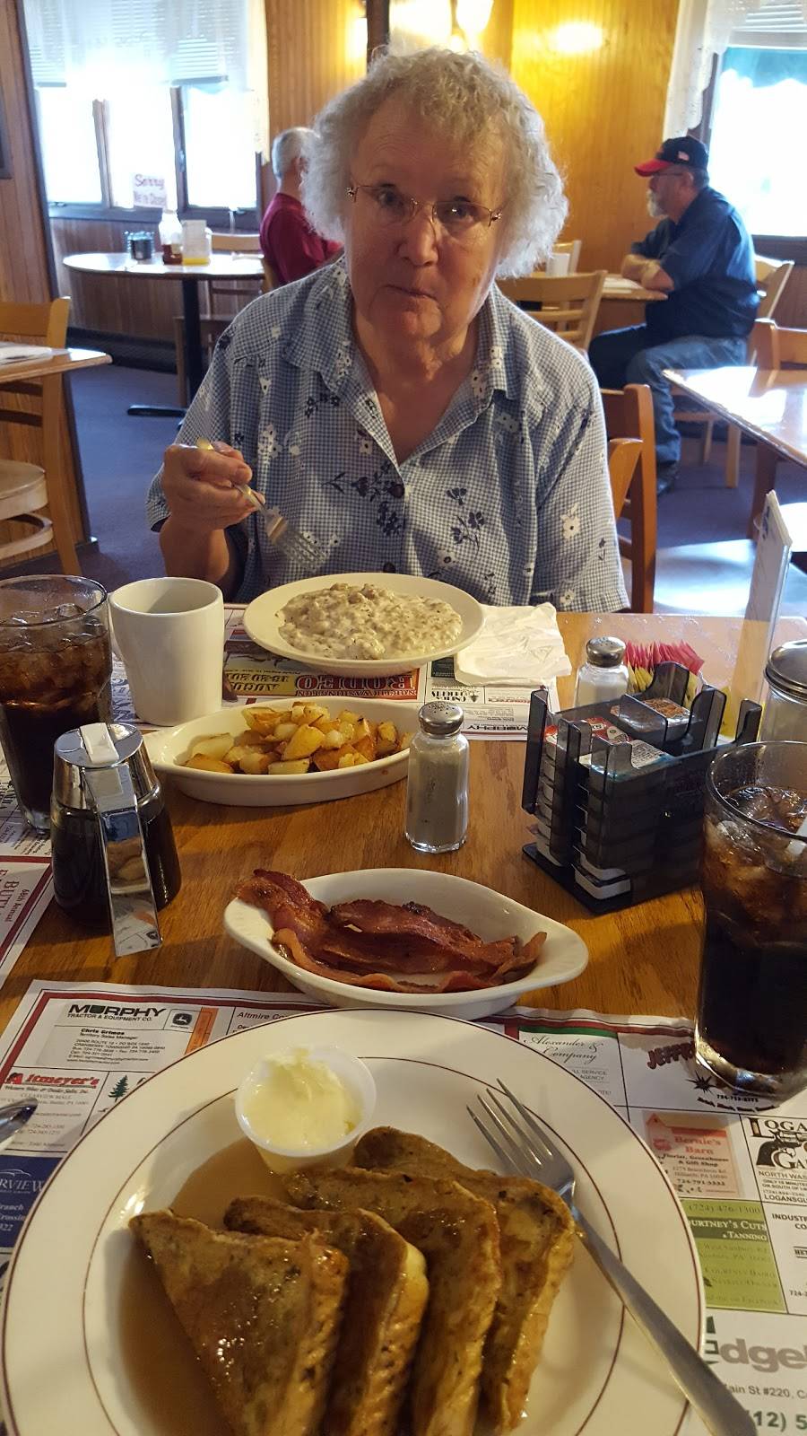 Michaels Restaurant | restaurant | 970 New Castle Rd, Butler, PA 16001, USA | 7248659838 OR +1 724-865-9838