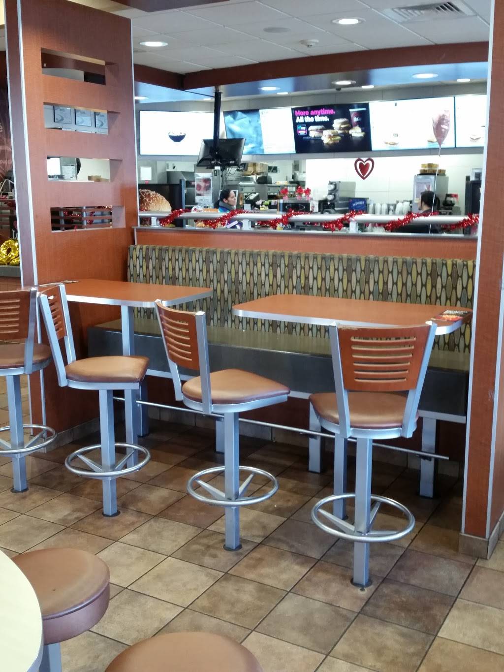 McDonalds | cafe | 809 Boston Rd, Springfield, MA 01109, USA | 4137832328 OR +1 413-783-2328