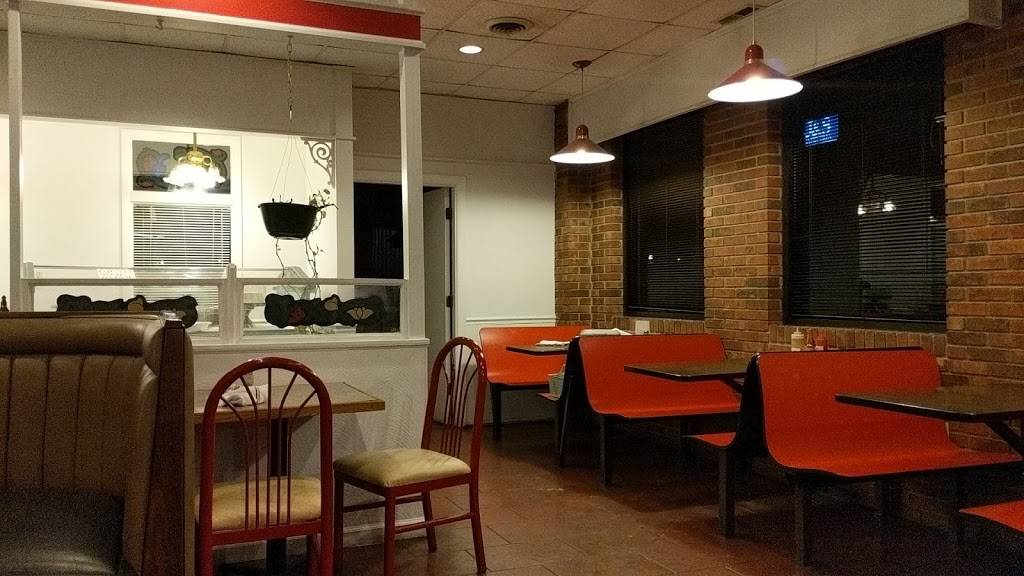 Circle B Ranch BBQ | restaurant | New, 649 Airport Rd, Fletcher, NC 28732, USA | 8286872323 OR +1 828-687-2323