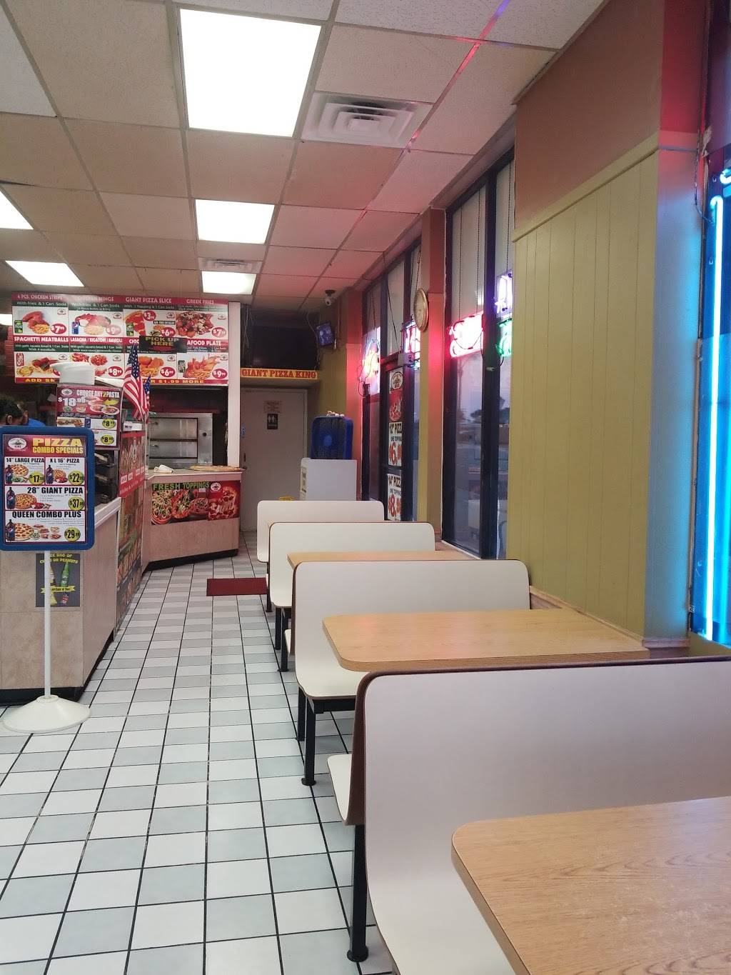 Giant Pizza King | meal takeaway | 600 Palm Ave #100, Imperial Beach, CA 91932, USA | 6194237601 OR +1 619-423-7601