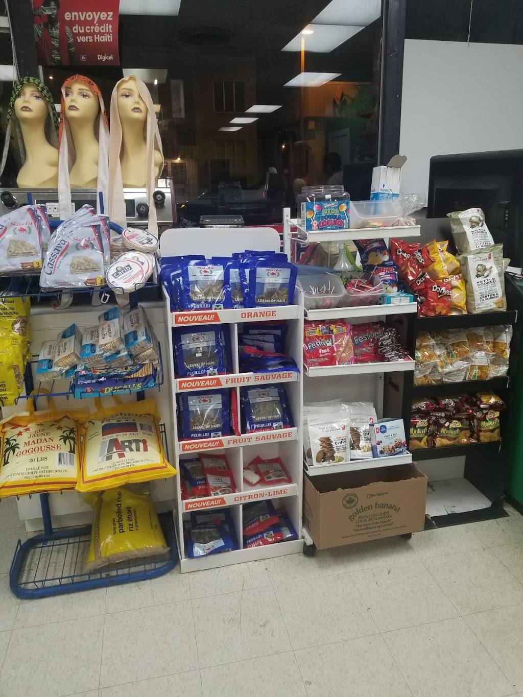 Marché Casse-Croûte Le Griot | meal takeaway | 213 des, Boulevard des Laurentides, Laval, QC H7G 2T7, Canada | 4509727471 OR +1 450-972-7471