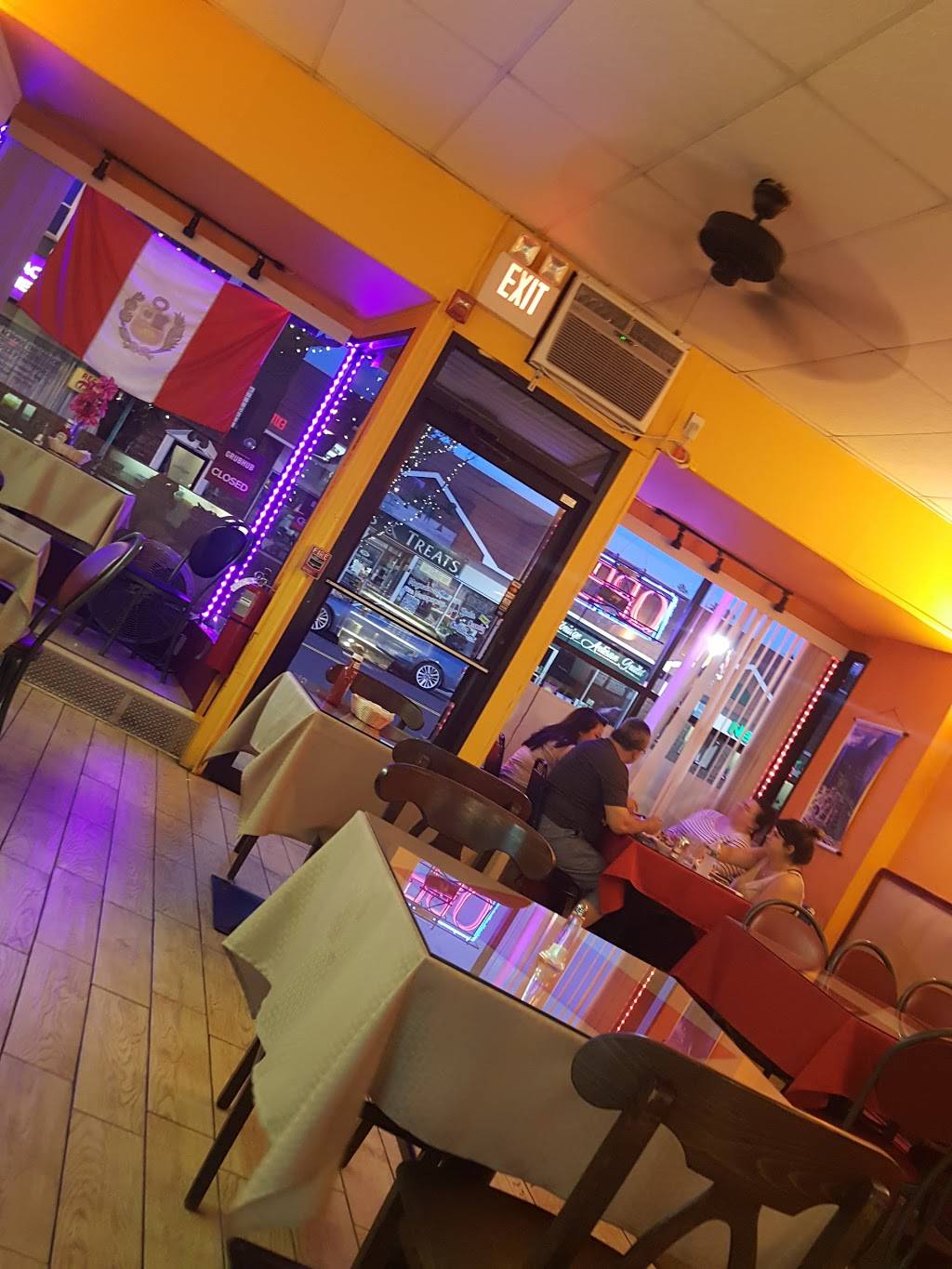 Waka-Tay | restaurant | 98 Main St, Woodbridge, NJ 07095, USA | 7325107035 OR +1 732-510-7035