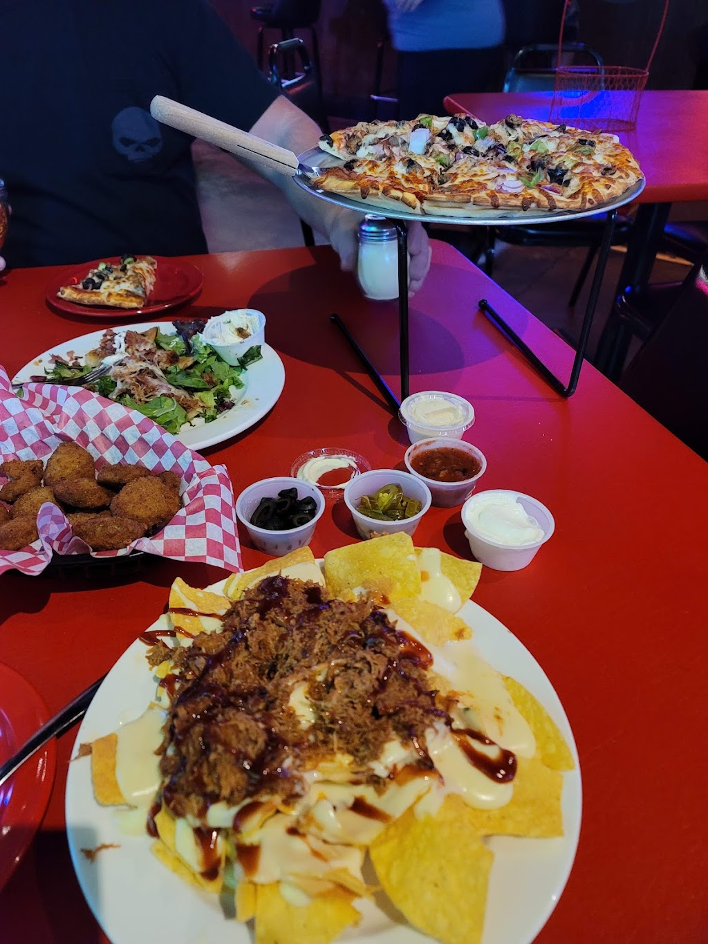 The Blitzed Pig | restaurant | 4330 Central Ave, Hot Springs, AR 71913, USA | 5015251616 OR +1 501-525-1616