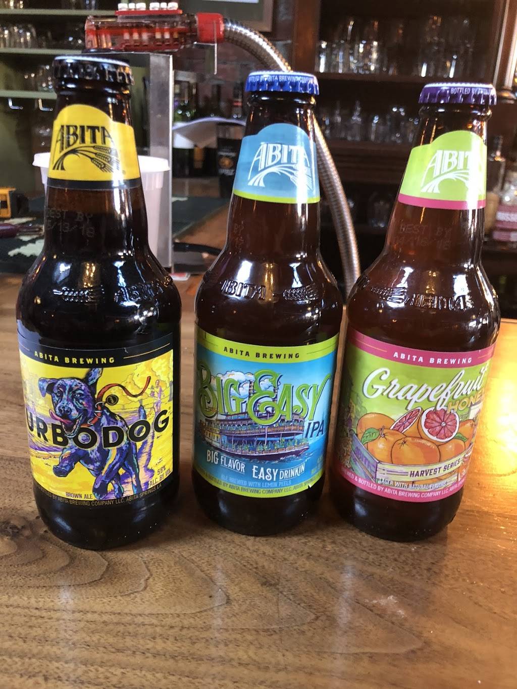 Top Hat Oyster Bar & French Quarter Kitchen | restaurant | 106 Bedford Ave, Bellmore, NY 11710, USA | 5169001560 OR +1 516-900-1560