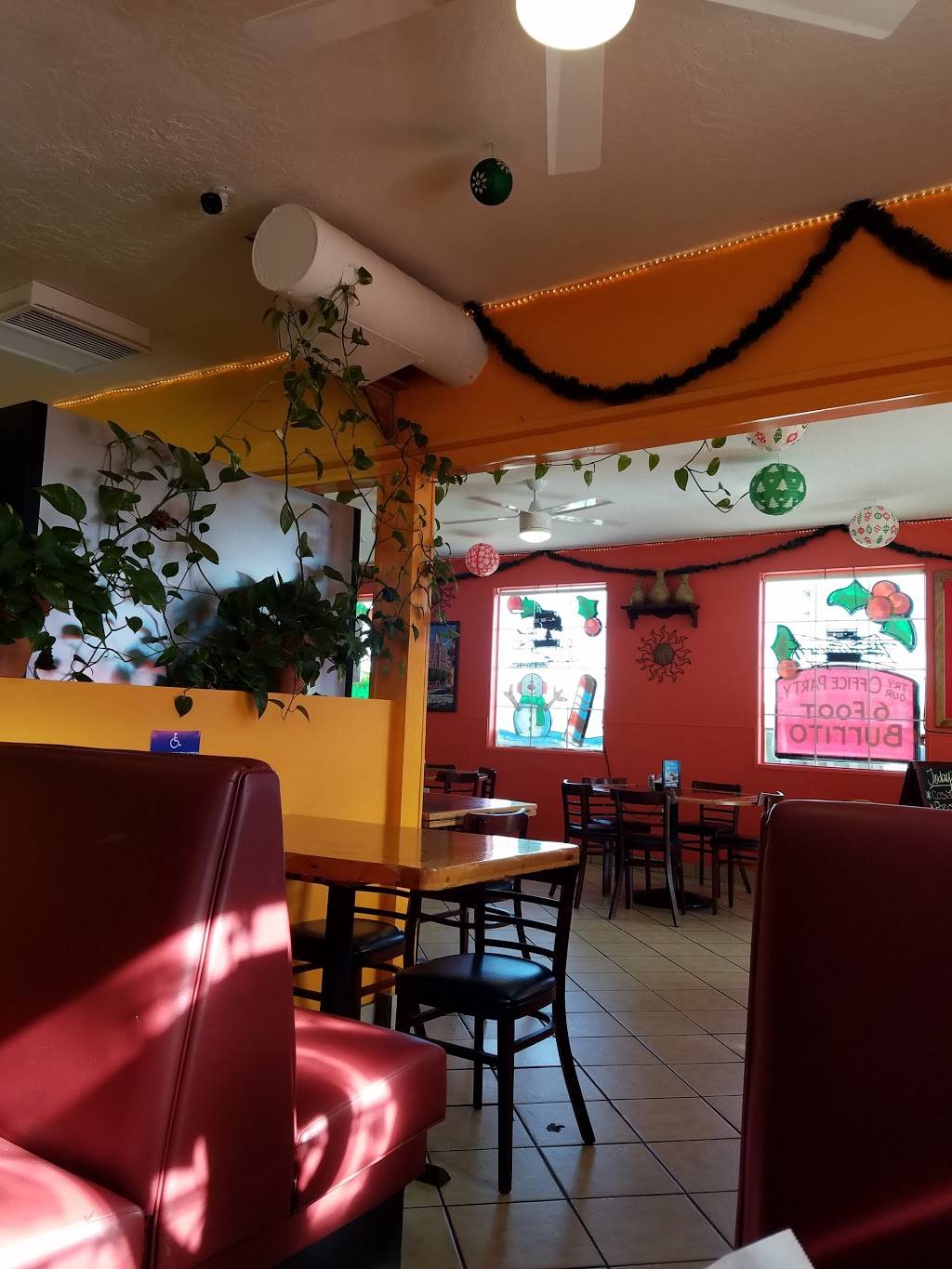 Panchos Mexican & Salvadorean Restaurant | restaurant | 16082 Main St, Hesperia, CA 92345, USA | 7609493336 OR +1 760-949-3336