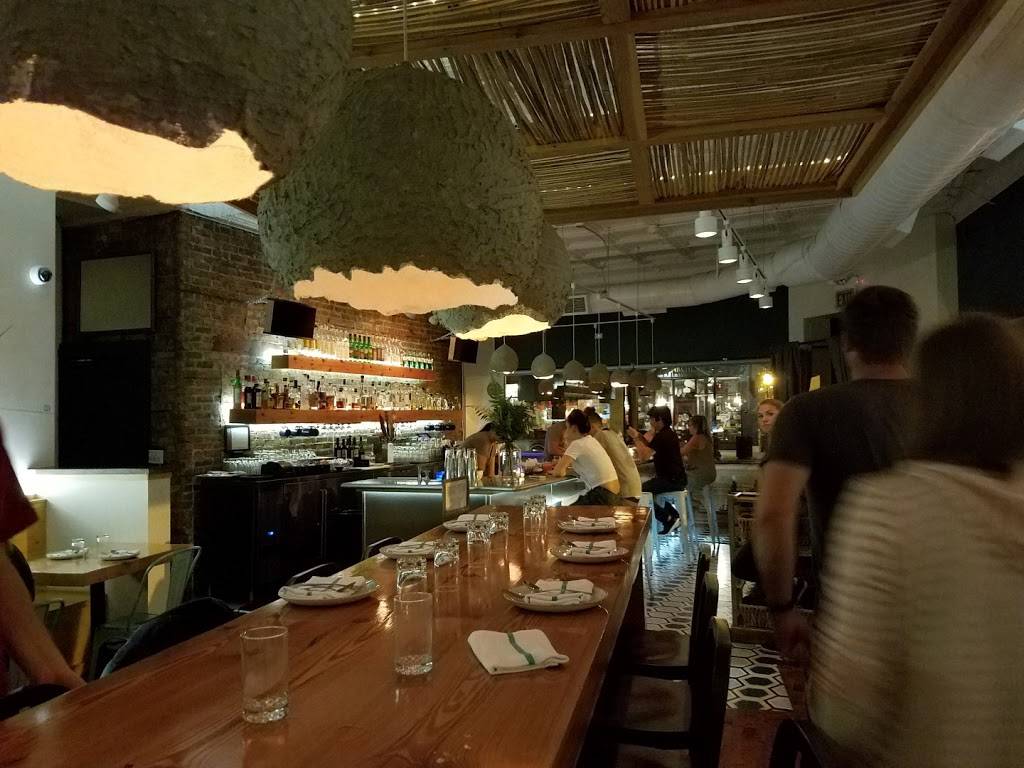 A Toda Madre | restaurant | 499 N Main St, Glen Ellyn, IL 60137, USA | 6304740969 OR +1 630-474-0969