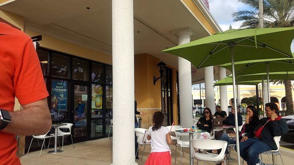 Menchies Frozen Yogurt | bakery | 9169 W Atlantic Ave Ste 116, Delray Beach, FL 33446, USA | 5613323550 OR +1 561-332-3550