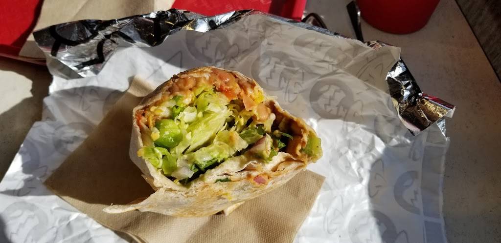 barBURRITO | restaurant | 10909 Yonge St, Richmond Hill, ON L4C 3E3, Canada | 9057701483 OR +1 905-770-1483