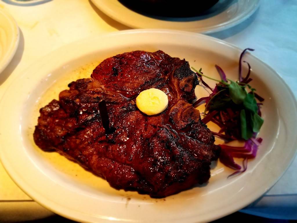 Charleys Steak House | restaurant | 4444 W Cypress St, Tampa, FL 33607, USA | 8133539706 OR +1 813-353-9706