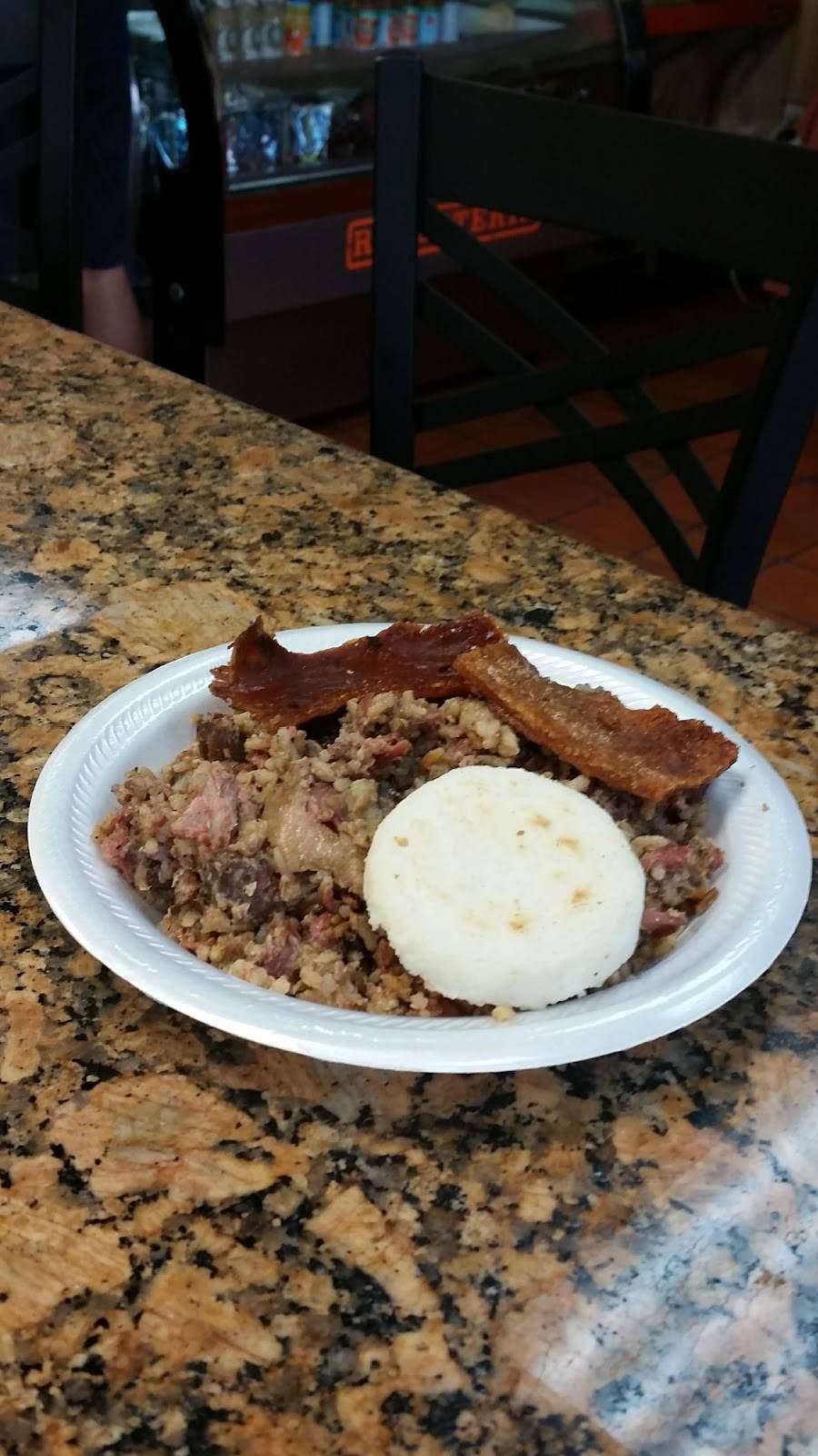 Las Delicias Bakery | restaurant | 7643 Dashwood Dr, Houston, TX 77036, USA | 7132701056 OR +1 713-270-1056