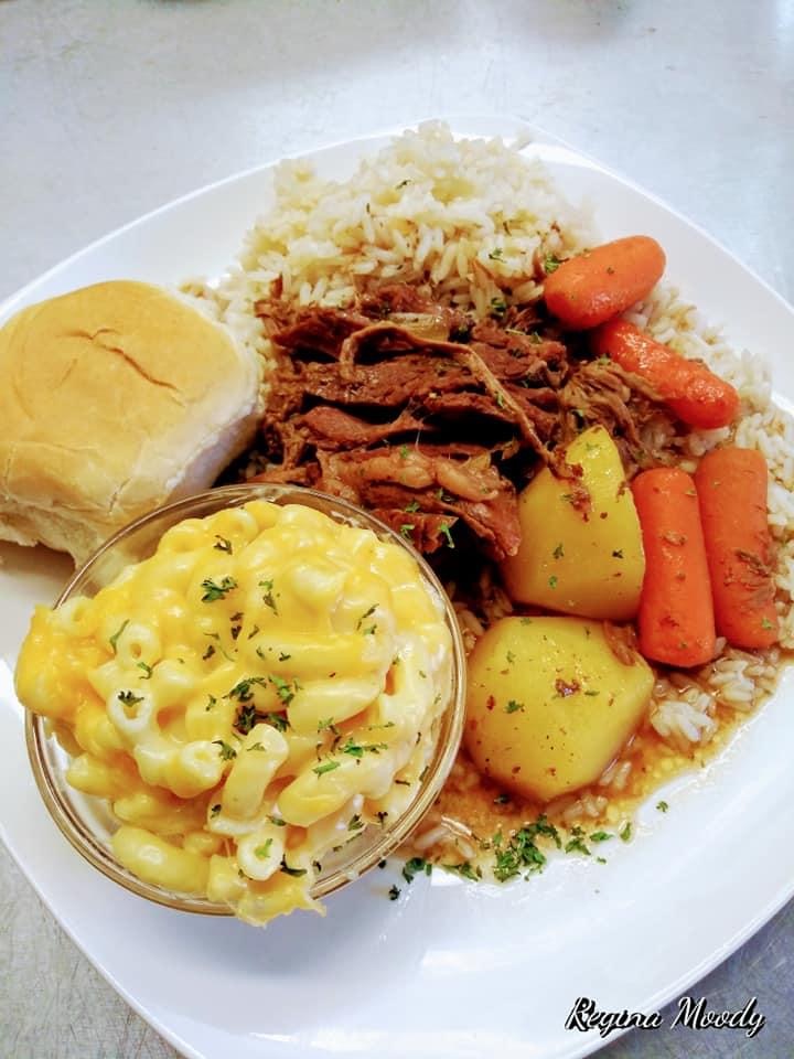 C&G Bakery And Eatery LLC | restaurant | 413 31st Ave S, Atlantic Beach, SC 29582, USA | 8432730412 OR +1 843-273-0412