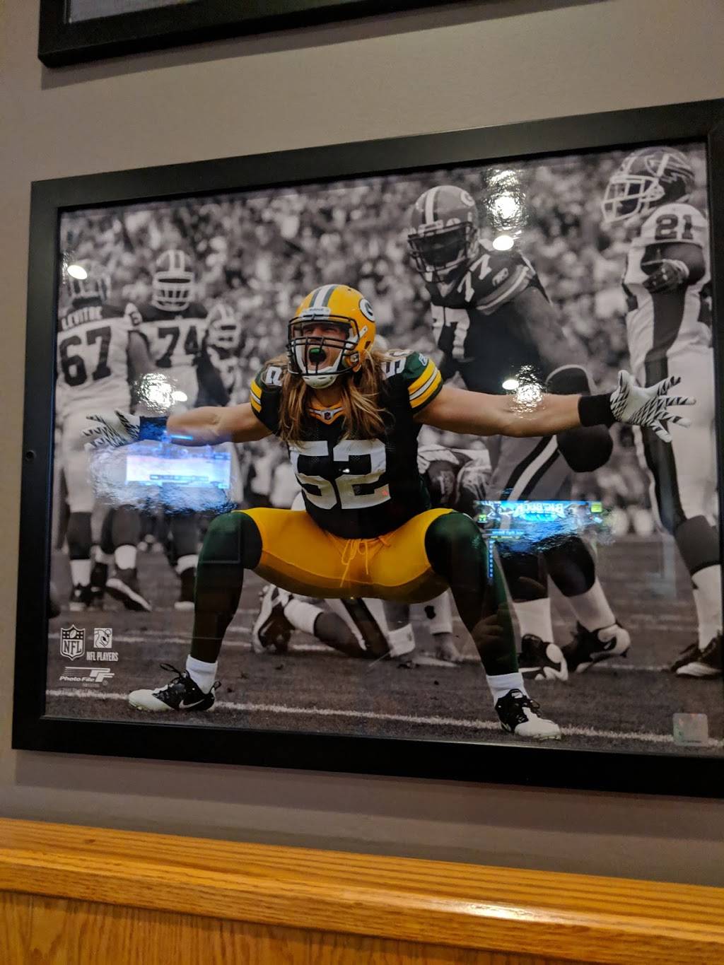 Sliders Grill & Bar | restaurant | 1219 S Main St, Plantsville, CT 06479, USA | 8606288815 OR +1 860-628-8815