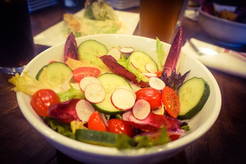 Henderson Kitchen And Tap | restaurant | 2730 S Central Expy, McKinney, TX 75070, USA | 9729841333 OR +1 972-984-1333