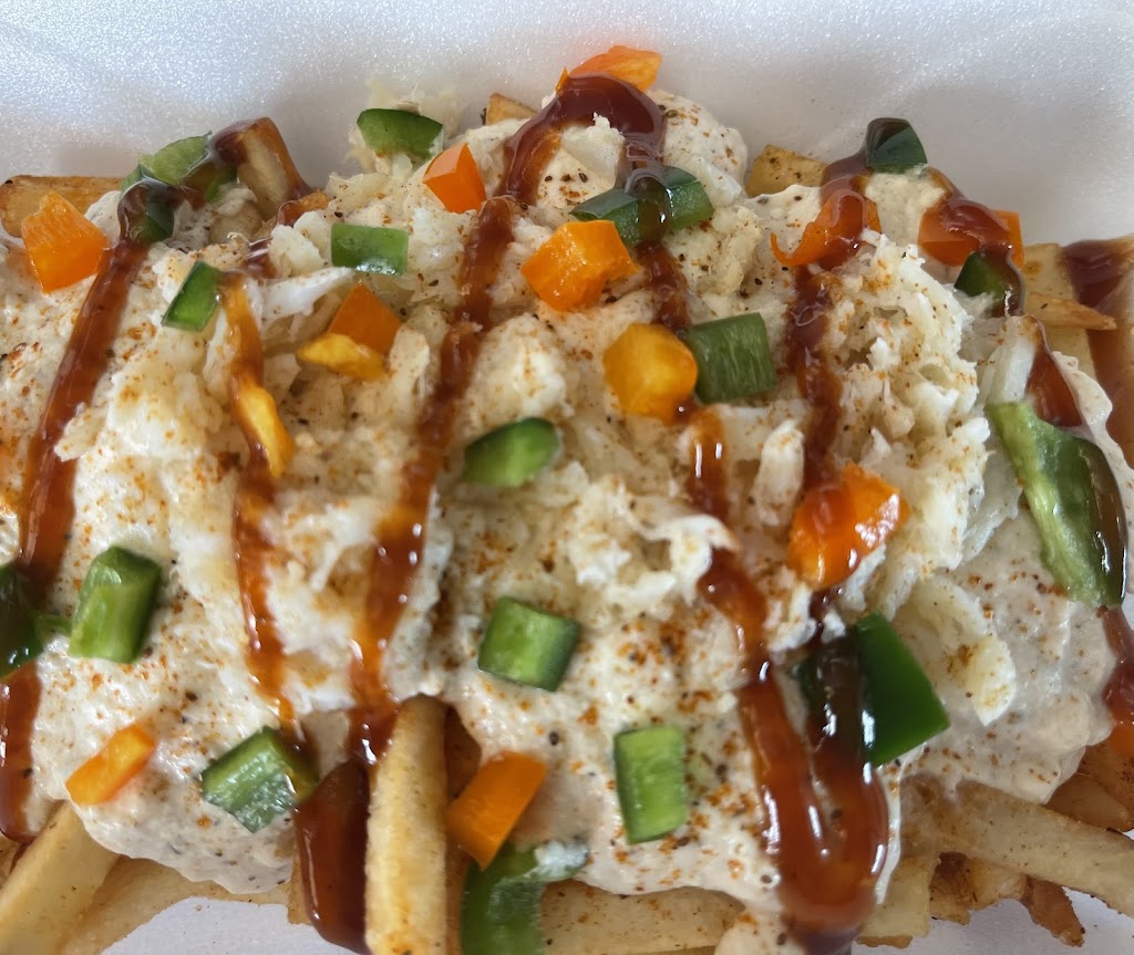 Charm City Eats | restaurant | 10865 Cross Creek Blvd, Tampa, FL 33647, USA | 4438451520 OR +1 443-845-1520