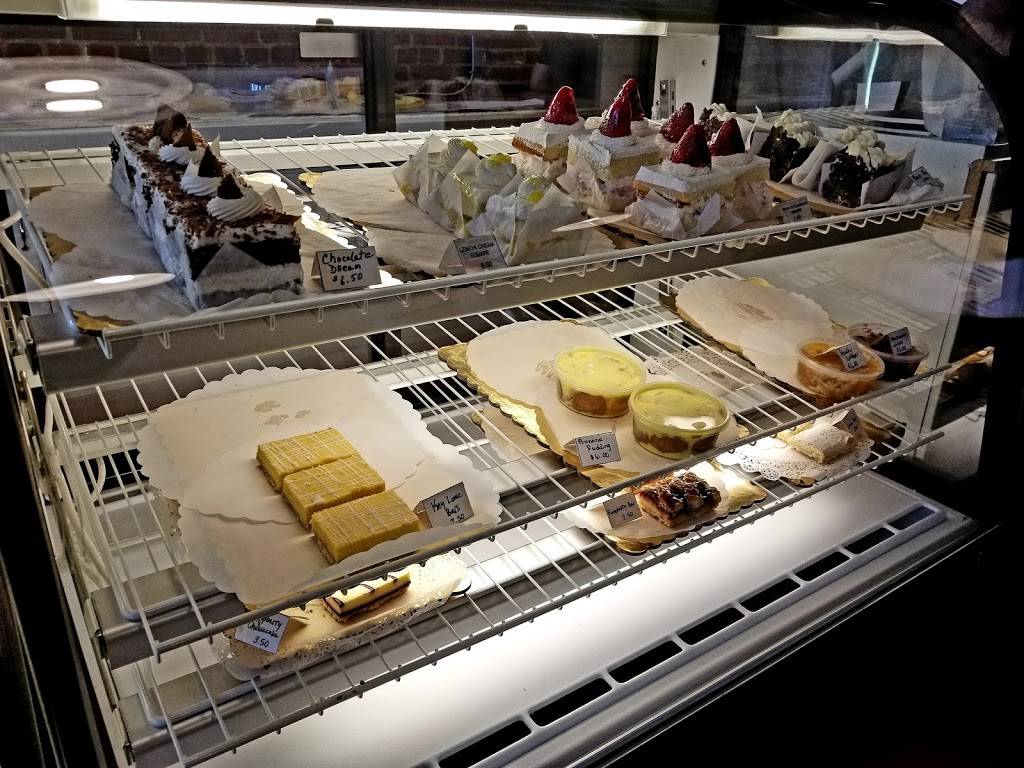 Merritt Bakery Restaurant | restaurant | 3355 Lakeshore Ave, Oakland, CA 94610, USA | 5107359978 OR +1 510-735-9978