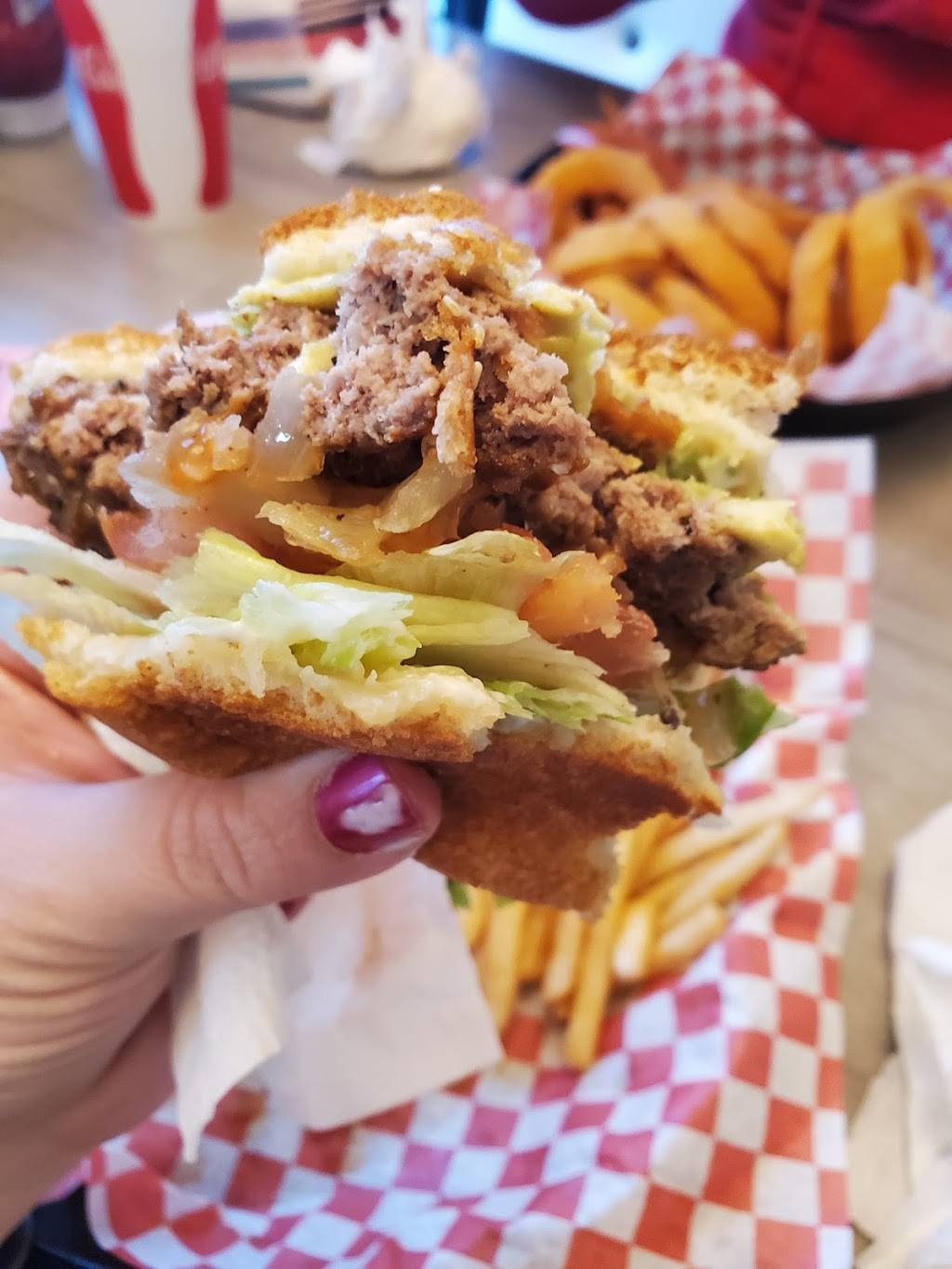 Farmers Fresh Burgers | restaurant | 2271 W Ramsey St, Banning, CA 92220, USA | 9518499909 OR +1 951-849-9909