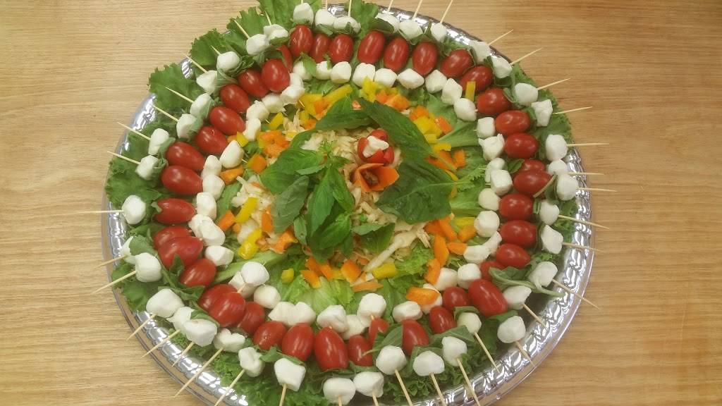 FARM to FORK CAFE and CATERERS |  | 2537 Darlington Rd, Beaver Falls, PA 15010, United States | 7243841581 OR +1 724-384-1581