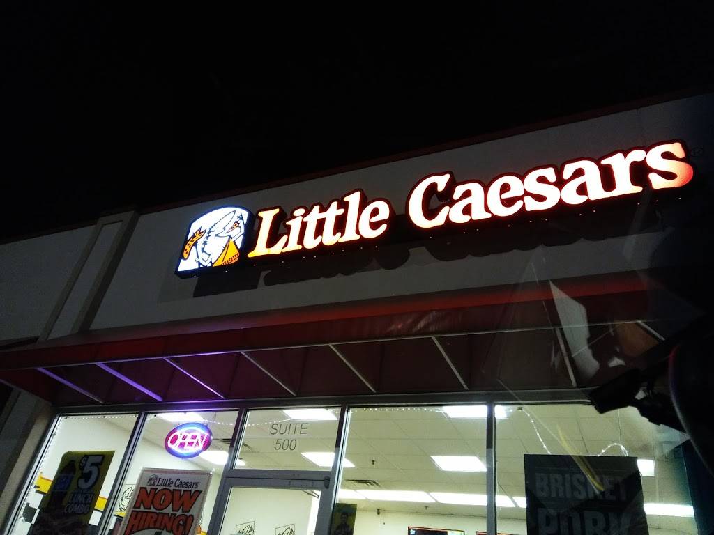 Little Caesars Pizza | meal takeaway | 2210 Edgewood Rd SW, Cedar Rapids, IA 52404, USA | 3193908000 OR +1 319-390-8000