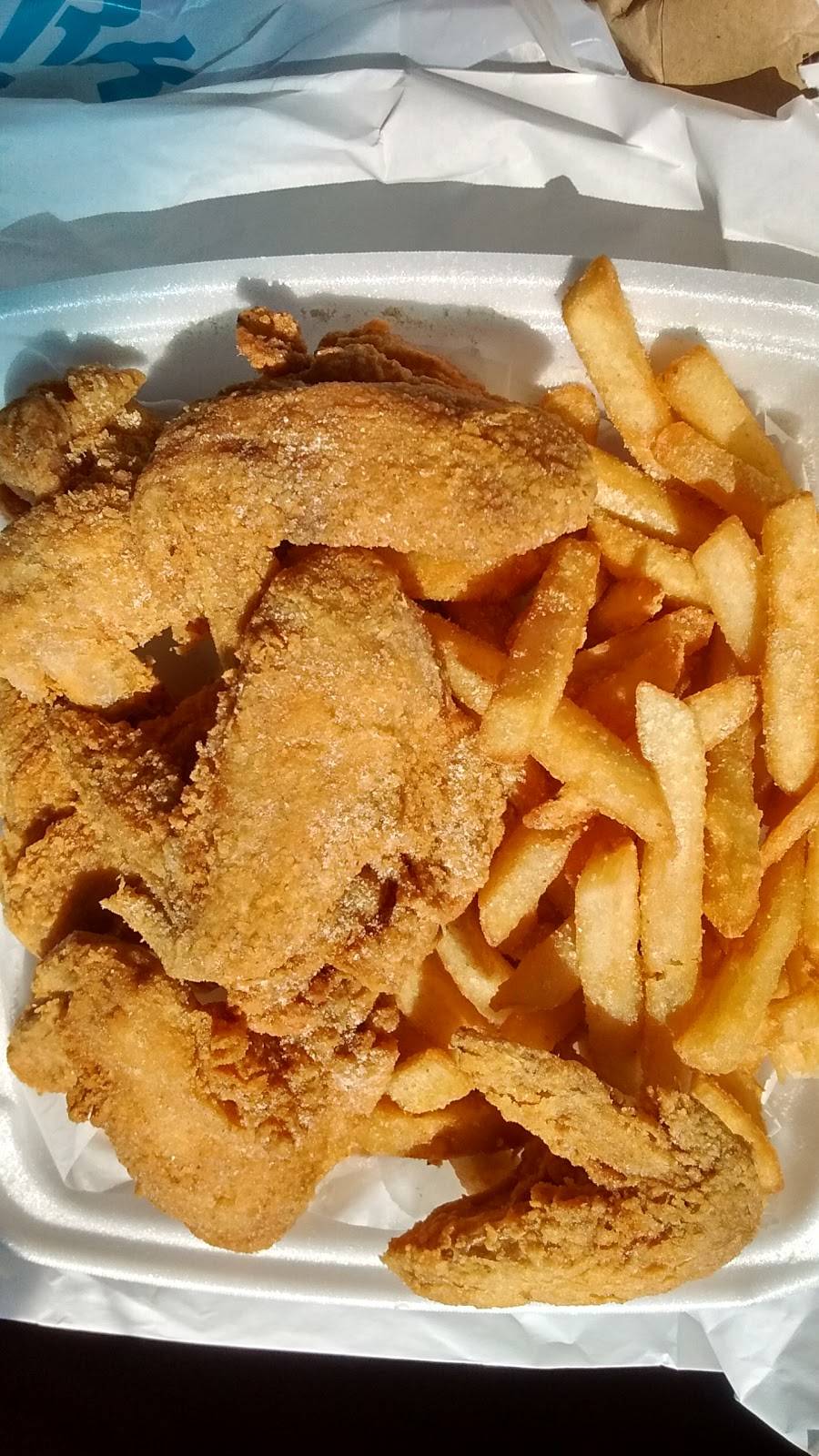 Sharks Fish and Chicken | restaurant | 7120 159th St, Orland Park, IL 60462, USA | 7084294330 OR +1 708-429-4330
