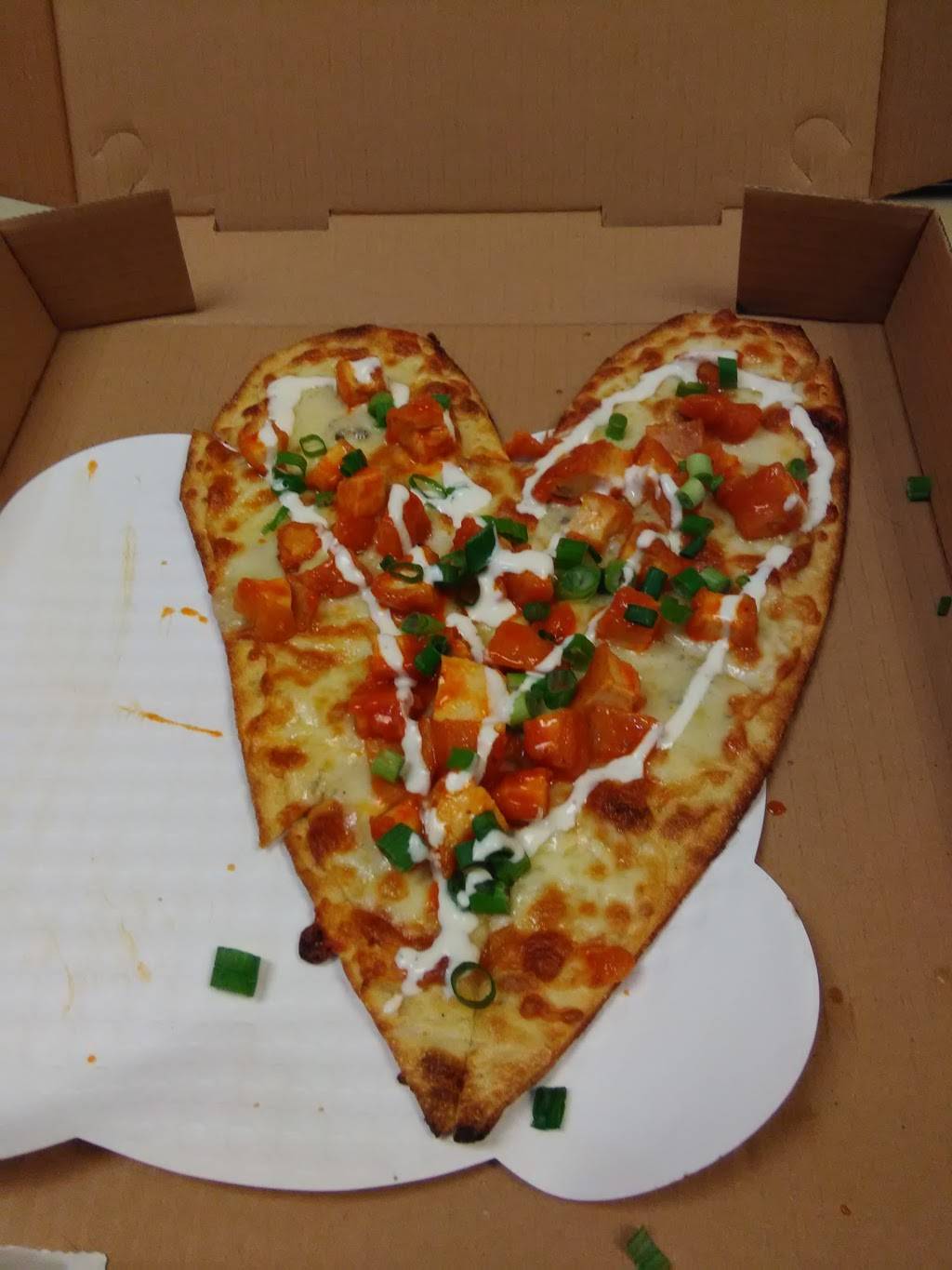 Pizza Rock | restaurant | 1020 K St, Sacramento, CA 95814, USA | 9167375777 OR +1 916-737-5777