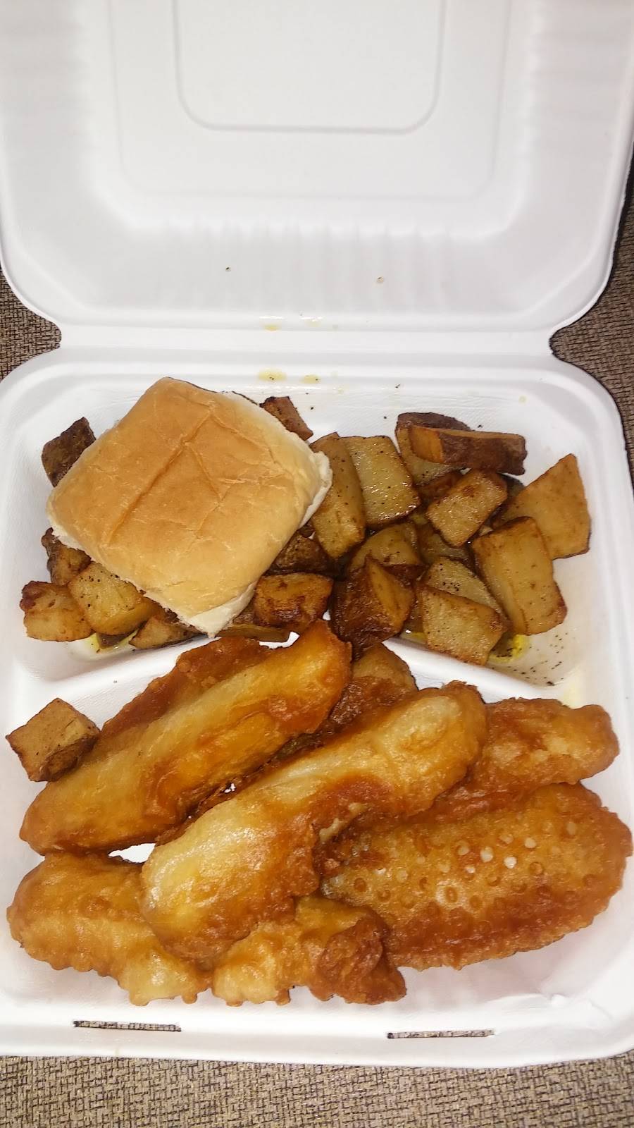 Chicken Shack Warren Schoenherr | meal takeaway | 26851 Schoenherr Rd, Warren, MI 48089, USA | 5867550180 OR +1 586-755-0180