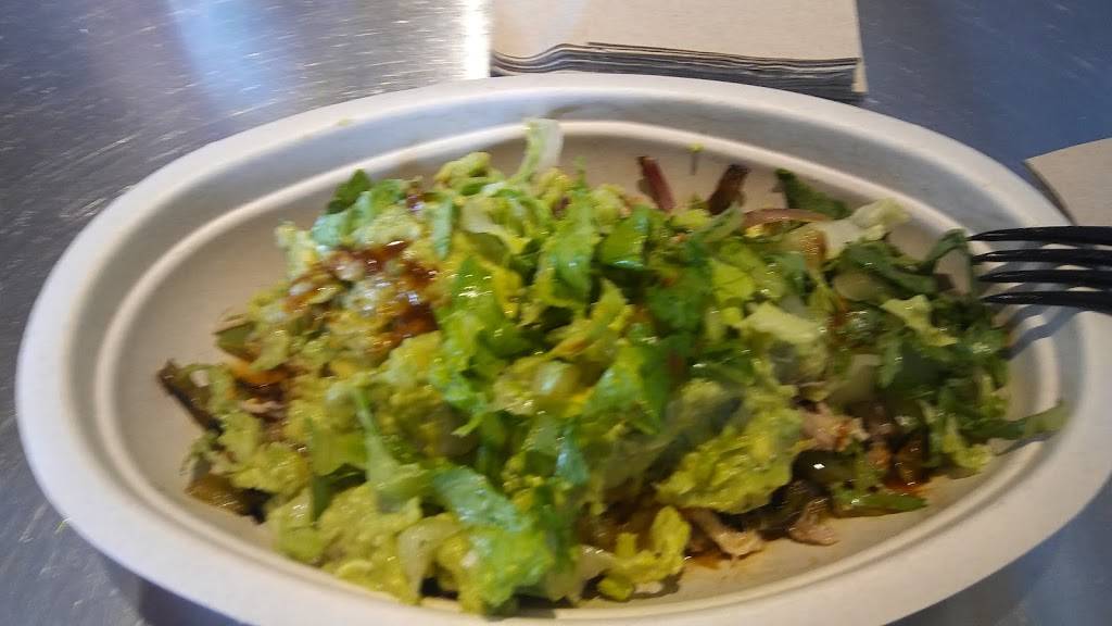 Chipotle Mexican Grill | restaurant | 2640 N Narragansett Ave Ste D1, Chicago, IL 60639, USA | 7737453912 OR +1 773-745-3912