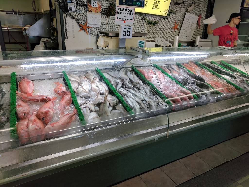 Demellos Produce Market | meal takeaway | 1275 Cove Rd, New Bedford, MA 02744, USA | 5089928879 OR +1 508-992-8879