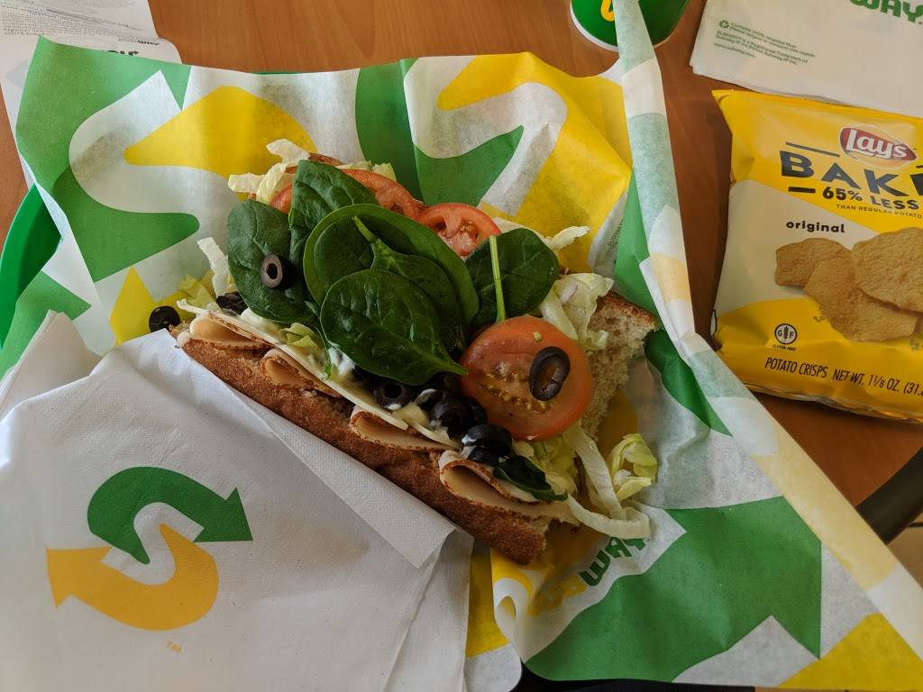 Subway | meal takeaway | 2701 Broadway, Sacramento, CA 95818, USA | 9163453059 OR +1 916-345-3059