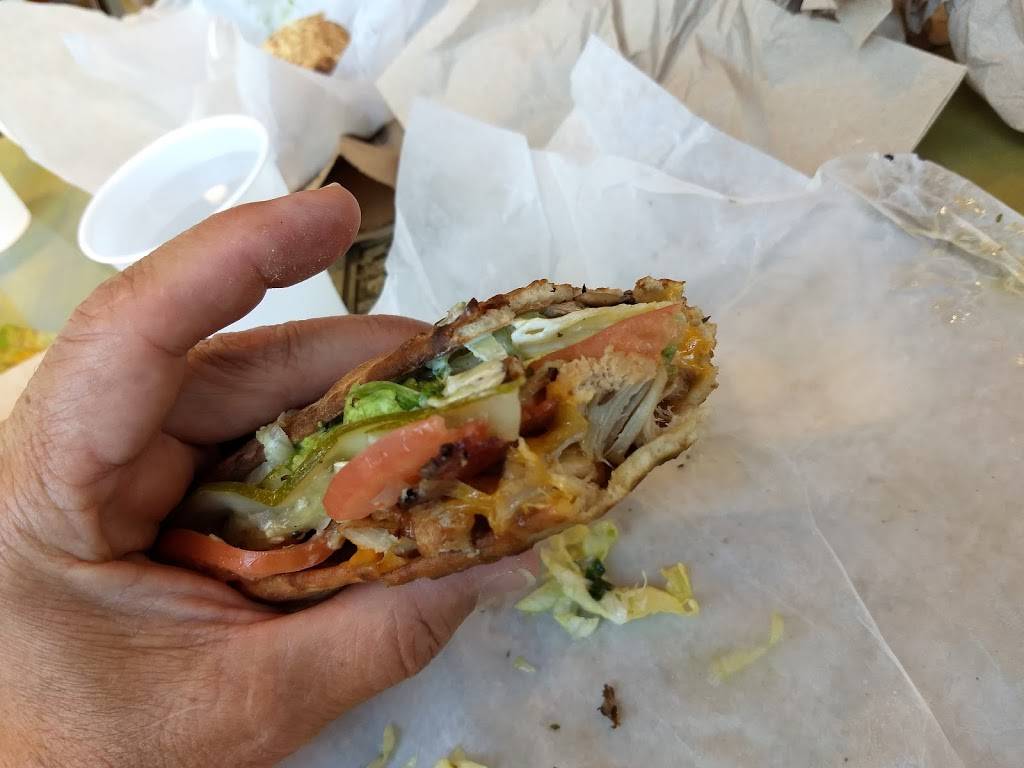 Potbelly Sandwich Shop | restaurant | 2239 N Prospect Ave, Milwaukee, WI 53202, USA | 4148310485 OR +1 414-831-0485