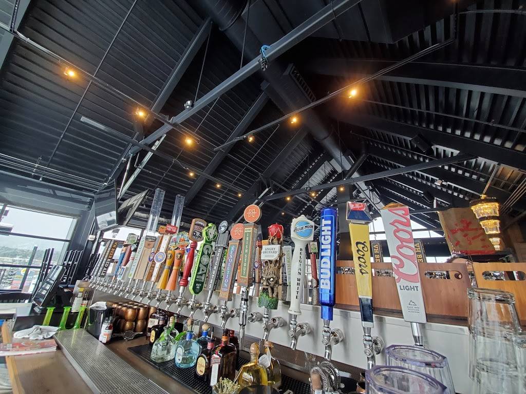 ViewHouse Colorado Springs | restaurant | 7114 Campus Dr, Colorado Springs, CO 80920, USA | 7193944137 OR +1 719-394-4137