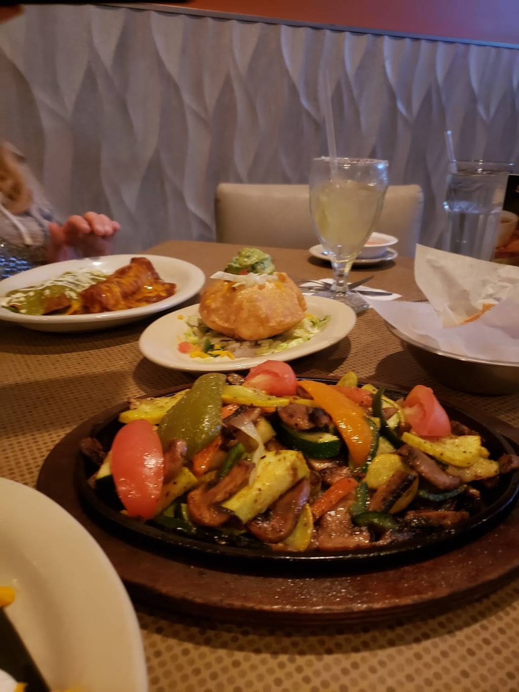 Anamias Tex Mex | restaurant | 3408 Preston Rd, Plano, TX 75093, USA | 2149191529 OR +1 214-919-1529
