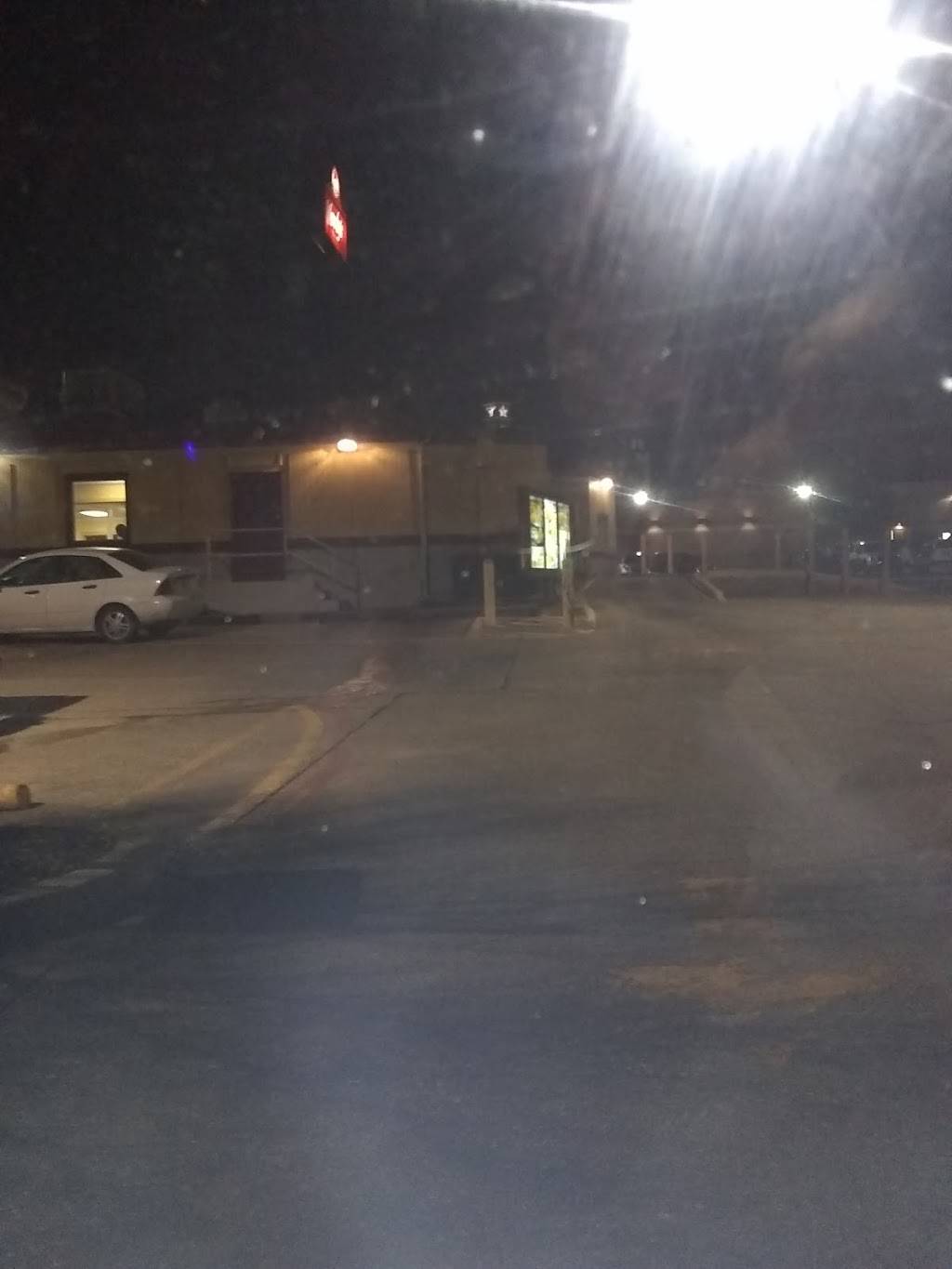 Long John Silvers | restaurant | 1308 E Pleasant Run Rd, DeSoto, TX 75115, USA | 2143068057 OR +1 214-306-8057