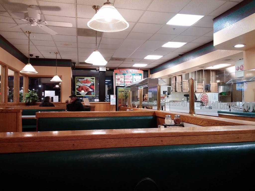Round Table Pizza | meal delivery | 40034 CA-49 a2, Oakhurst, CA 93644, USA | 5596837472 OR +1 559-683-7472