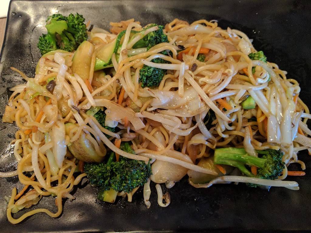 Ramen Dozo | restaurant | Suite #107, 3415 S McClintock Dr, Tempe, AZ 85282, USA | 4806868086 OR +1 480-686-8086