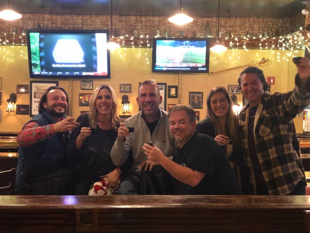 The American Pub | restaurant | Centre Square Building Concourse, 1500 Market St, Philadelphia, PA 19102, USA | 2676396104 OR +1 267-639-6104