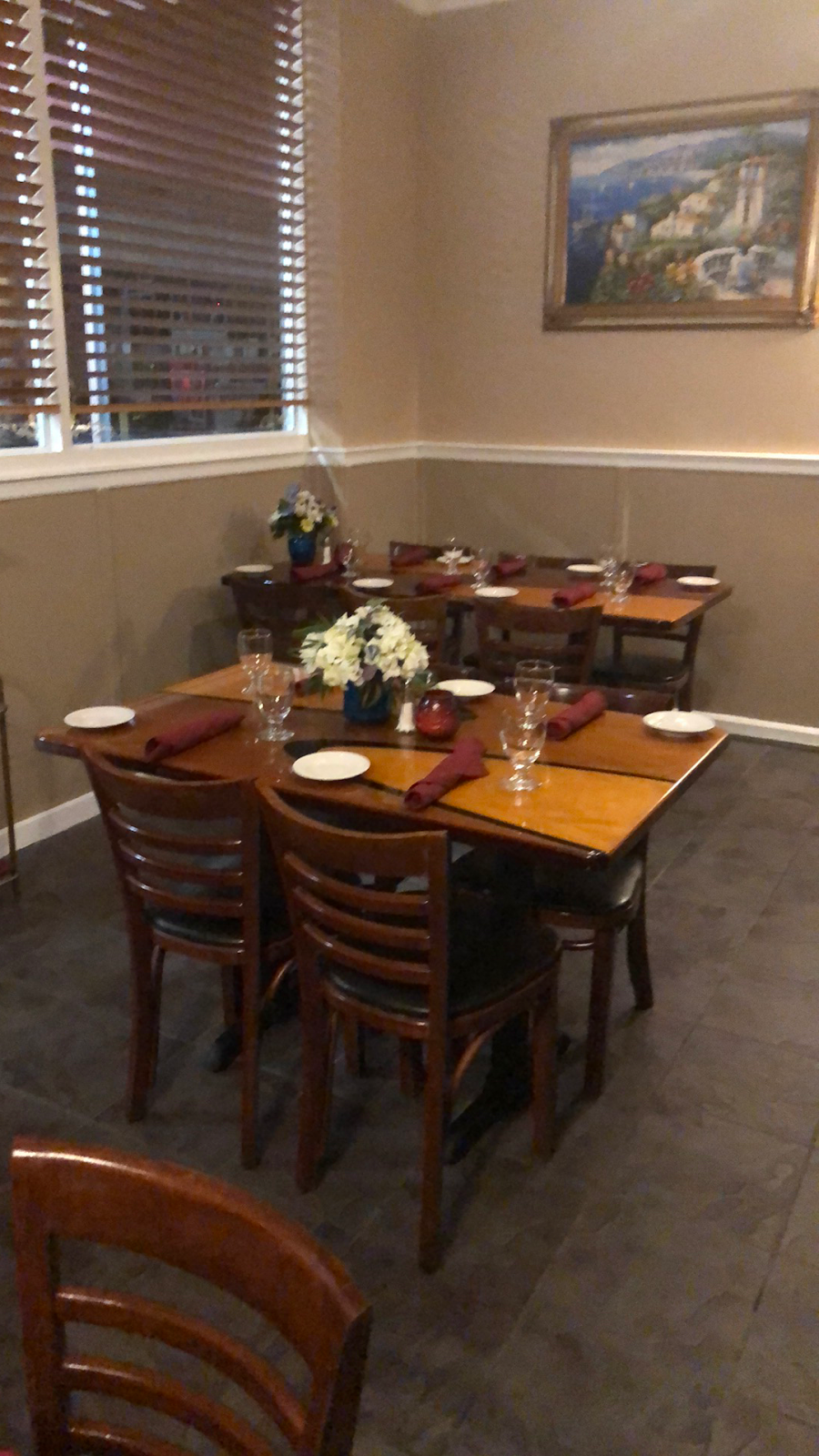 Chez Maxime Restaurant | restaurant | 3550 S Washington Ave, Titusville, FL 32780, USA | 3215672663 OR +1 321-567-2663