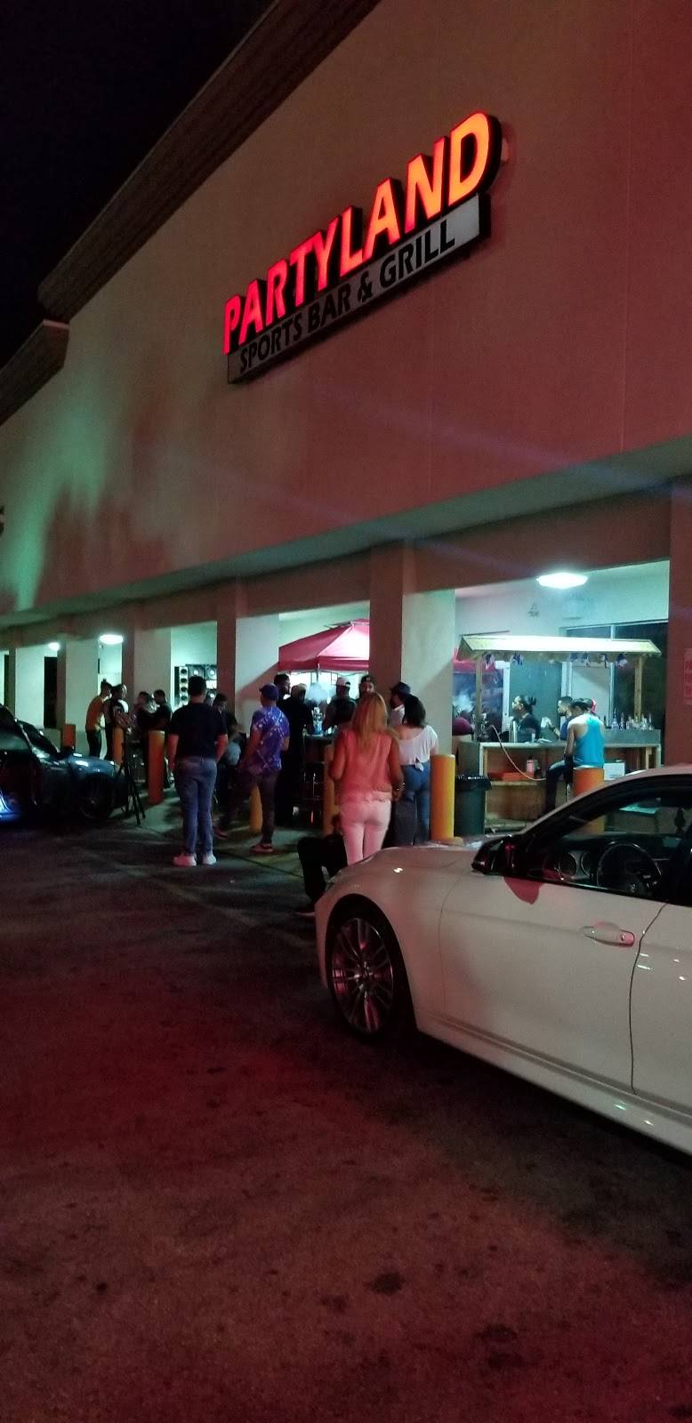 Partyland Sport Bar & Grill | night club | 4681 NW 199th St, Miami Gardens, FL 33055, USA | 3057481678 OR +1 305-748-1678